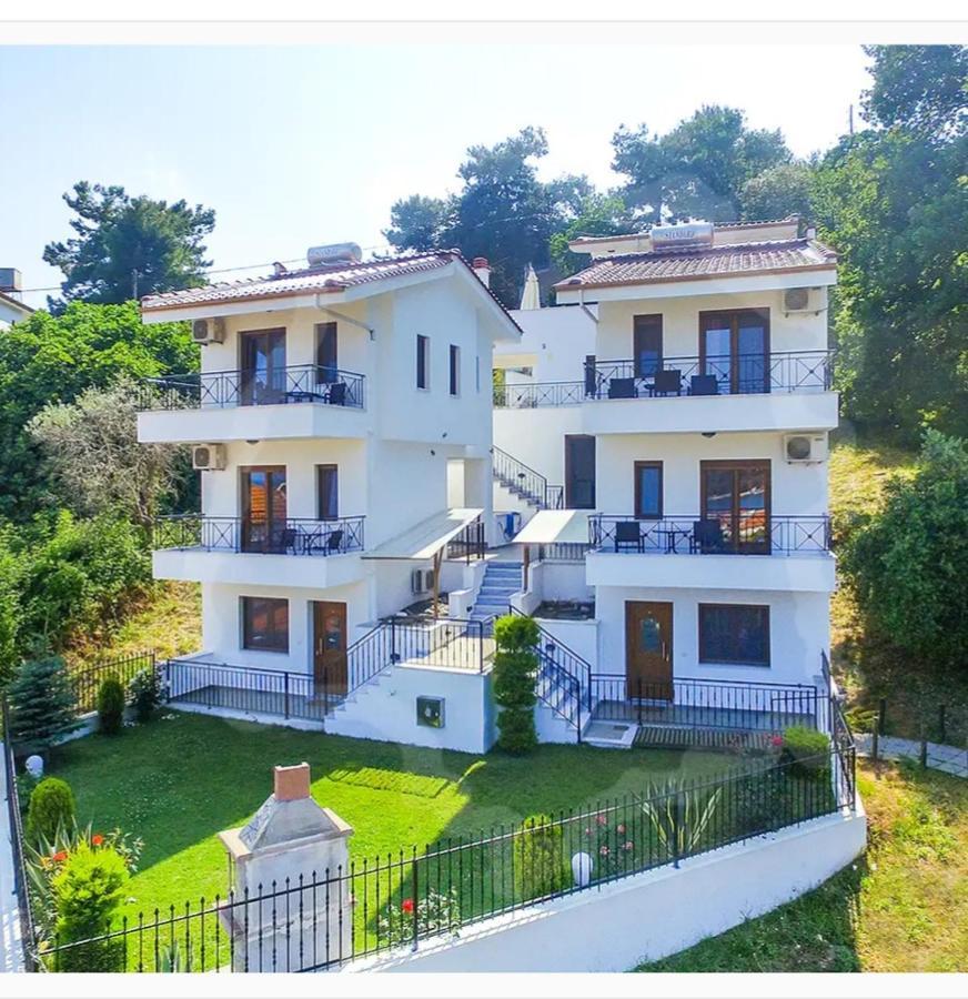 Loretta Maisonettes And Studios 크리시 아모우디아 외부 사진